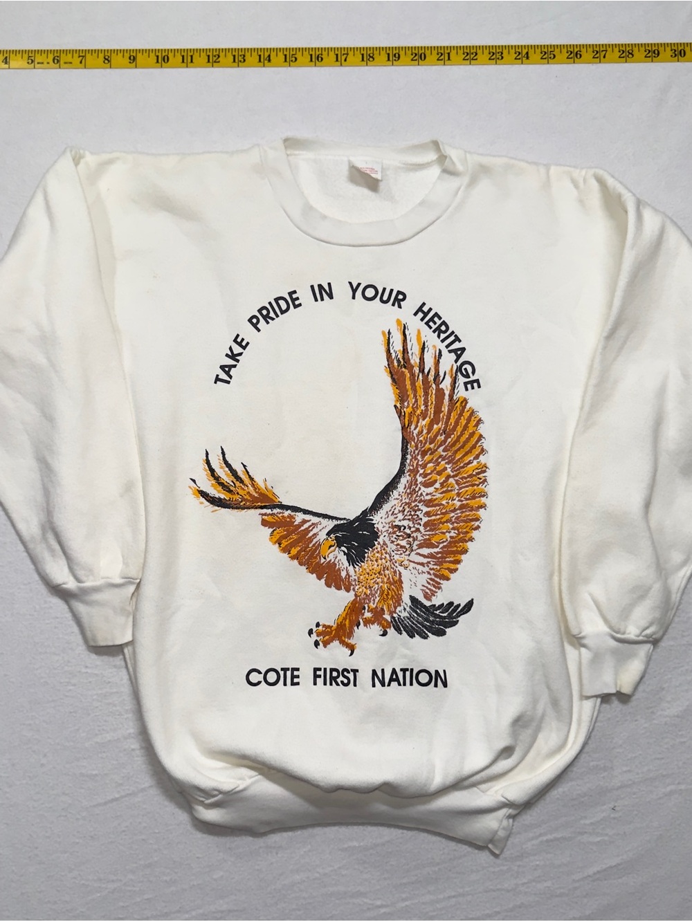 Vintage 1980s-1990s Cote First Nation White Eagle Graphic Sweatshirt super rare